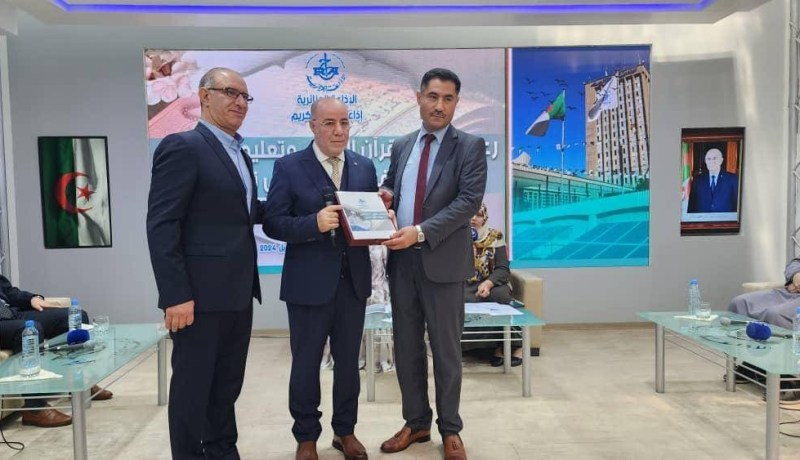 بمناسبة يوم العلم.. انجاز نسخة من المصحف الصوتي من طرف الإذاعة الجزائرية