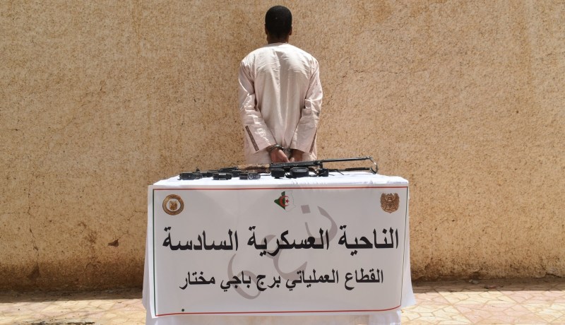 الإرهابي المدعو “أبو يوسف” يسلم نفسه ببرج باجي مختار