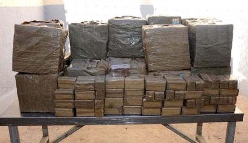 الإطاحة بشبكة منظمة يقودها مغربيان بتلمسان وحجز أزيد من قنطار كيف