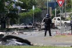 إحتجاجات عنيفة وأعمال شغب في كاليدونيا الجديدة مناهضة للتواجد الفرنسي