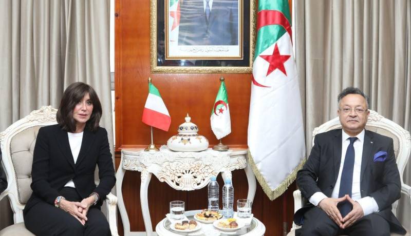 بداري يستقبل وزيرة الجامعة والبحث الإيطالية