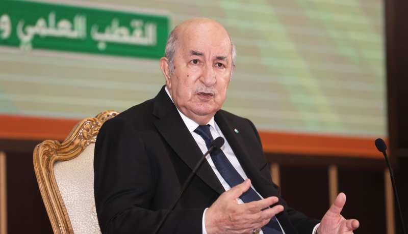 رئيس الجمهورية يُهنئ الطلبة الفائزين بمسابقة هواوي