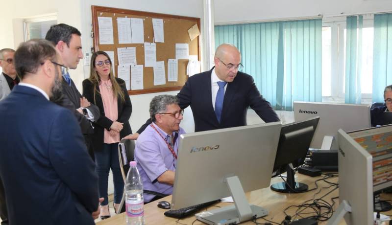 حج 2024.. وزير النقل يتفقد مركز حجز التذاكر (CCH) بالقبة