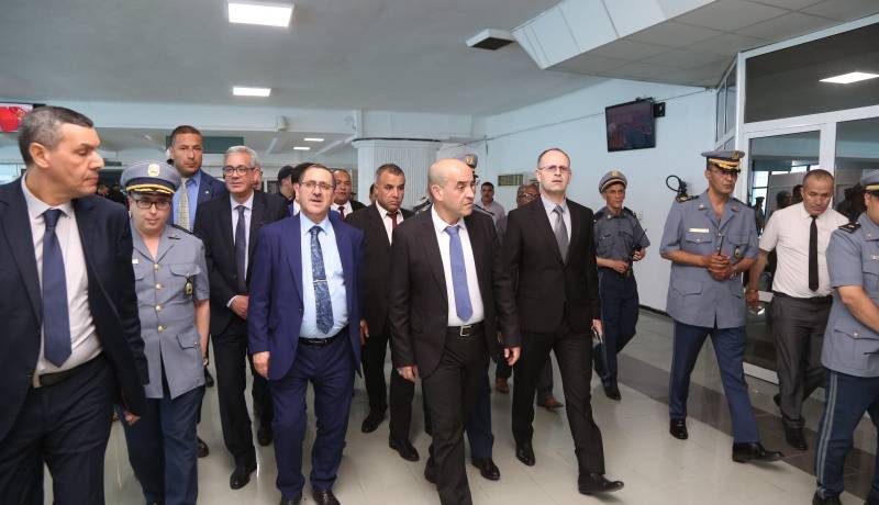 وزير النقل يتفقد ميناء الجزائر