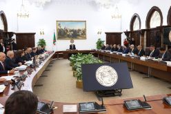 الموافقة على مشاريع القوانين الأساسية والأنظمة التعويضية للأسلاك الطبية وشبه الطبية