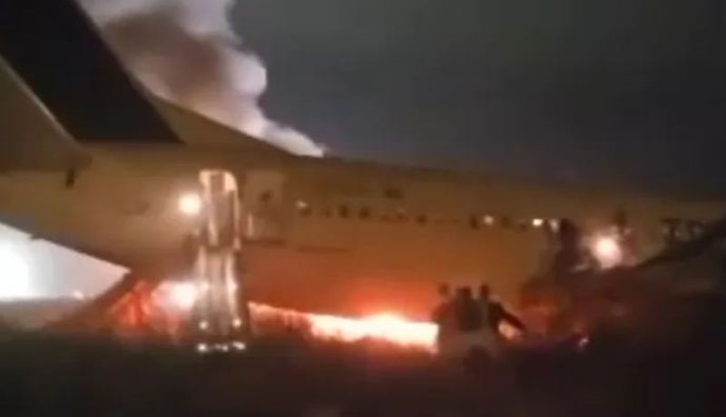 فيديو مرعب لحادث طيران بمطار سنغالي