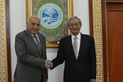 عطاف يجتمع بالأمين العام لمنظمة شانغهاي ونائب وزير المالية الصيني