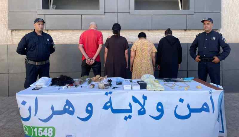 أفقداها الوعي بإستعمال الشعوذة ..إمرأتان تسرقان مجوهرات صاحبة وكالة سياحية بوهران