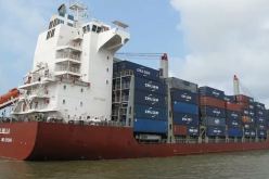 القوات المسلحة اليمنية تعلن استهداف سفينتين في البحر الأحمر 