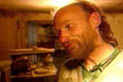 قتل 49 امرأة وأطعم جثتهن للخنازير.. وفاة روبرت بيكتون أحد أكبر القتلة المتسلسلين