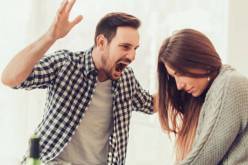 عصبية وعنف زوجي ستدمر مستقبل إبني