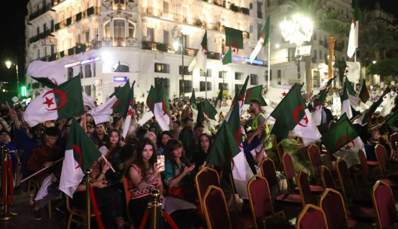 تهنئة خاصة للشعب الجزائري