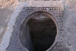 وفاة شخص وإصابة آخر بعد سقوطهما داخل بالوعة للصرف الصحي في الوادي