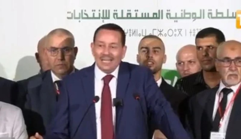 بلقاسم ساحلي يودع ملف ترشحه للرئاسيات