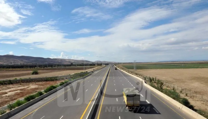 رخروخ: الجزائر تملك أكبر شبكة طرقات في إفريقيا