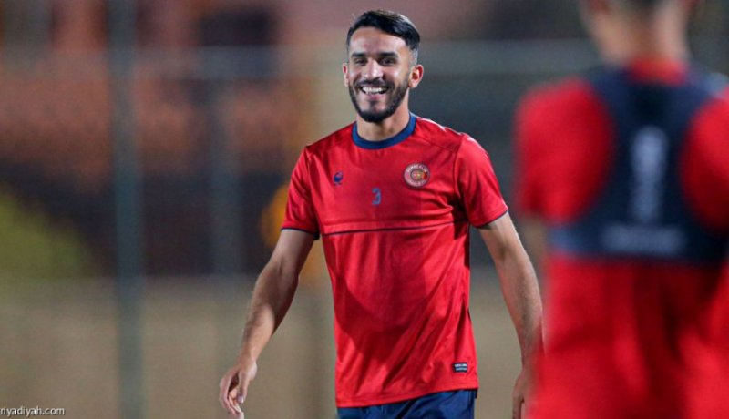 بالفيديو.. بدران يجدد عقده مع نادي ضمك السعودي