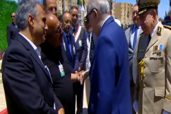 رئيس الجمهورية يتبادل أطراف الحديث مع أبناء المجاهد الراحل عثمان بلوزداد