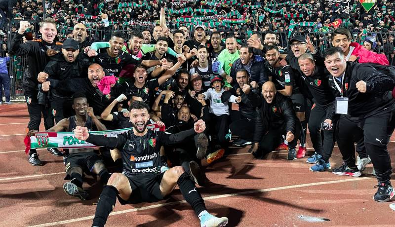 لاعب جديد يغادر العميد