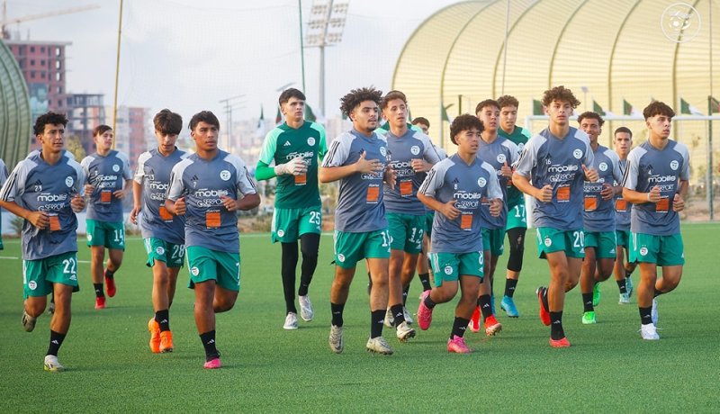 بالصور.. المنتخب الوطني لأقل من 17 سنة يدخل تربصا مغلقا بوهران