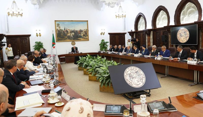 رئيس الجمهورية يأمر بالشروع في تعويض المتضررين من الفيضانات