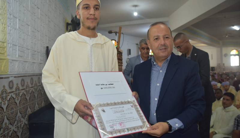 معسكر: تكريم الطلبة حفظة القرآن الكريم في ذكرى المولد النبوي الشريف