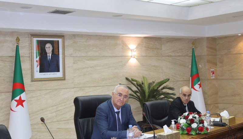 اجتماع تنسيقي برئاسة فايد حول تمويل الاقتصاد وإصلاح السوق المالية وتنظيم الاستيراد