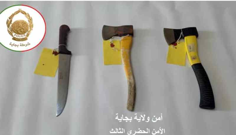 بجاية.. توقيف 7 ملثمين ينتمون لعصابة أحياء وحجز أسلحة بيضاء محظورة