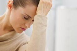 لساني الحاد سبب مشاكلي..  فكيف ألزم الصمت وأتفادى الجدال ؟!