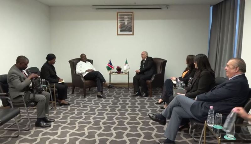 عطاف يجري محادثات ثنائية مع نظيره الناميبي 