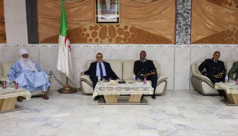 وزير الداخلية يشرف على تنصيب الوالي الجديد لجانت