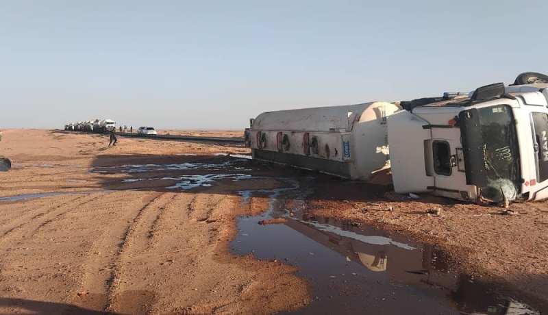 برج باجي مختار.. إصابة شخص في انقلاب شاحنة لنقل المحروقات 