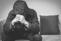 أمي فرحت بطلاقي وهللت