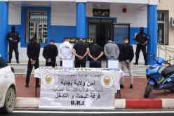 بجاية: تفكيك شبكة إجرامية لترويج المخدرات بينهم امرأة