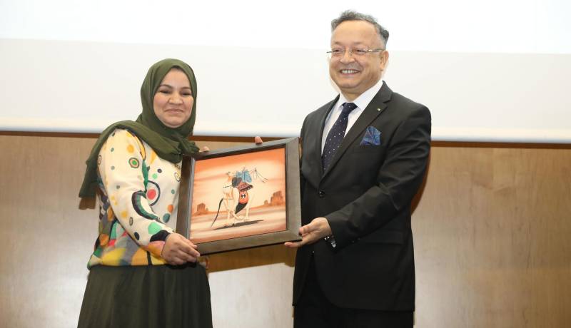 تسليم جائزة أحسن أطروحة دكتوراه إفريقية في القانون الدستوري