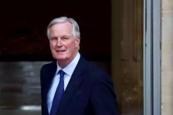 استقالة رئيس الوزراء الفرنسي