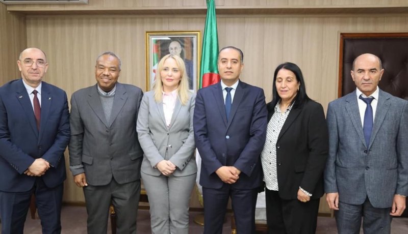 صادي يستقبل رئيسة الهلال الأحمر الجزائري حملاوي إبتسام