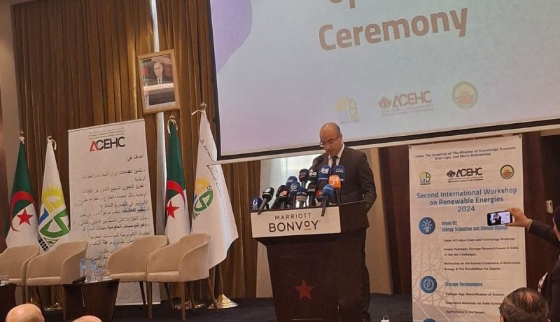 شايب يشارك في أشغال الورشة الدولية حول الطاقات المتجددة المنظمة حاليا في الجزائر
