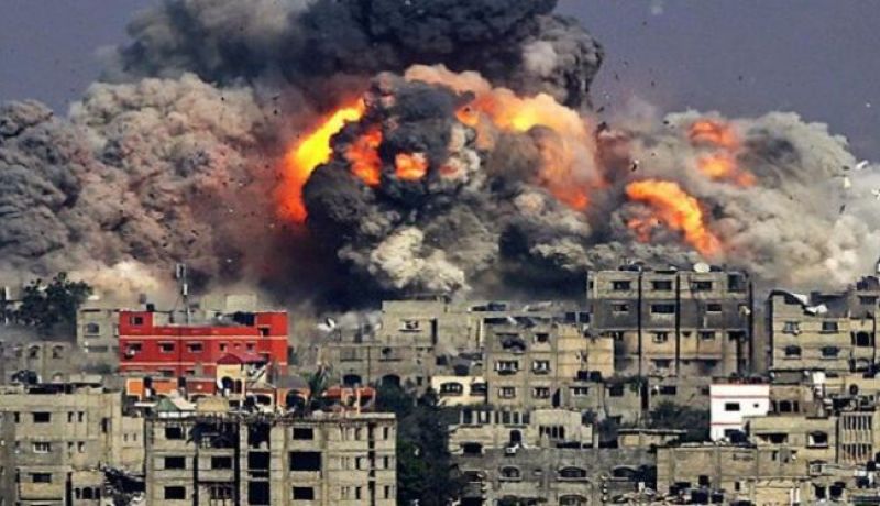 استشهاد 13 فلسطينيا على الأقل جرّاء قصف الاحتلال الصهيوني منزلًا بغزّة
