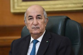 رئيس الجمهورية يزور جناحي شركة “صناعة الحديد” ومجمع سيرام ديكور