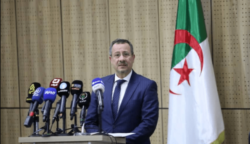 رخروخ: البنى التحتية للموانئ تُؤمّن أكثر من 95 بالمائة من التجارة الخارجية