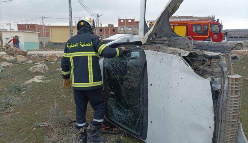 إصابة شخصين إثر انقلاب سيارة بقسنطينة