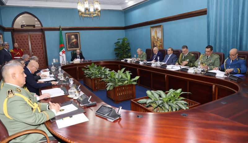 رئيس الجمهورية يترأس اجتماعا للمجلس الأعلى للأمن