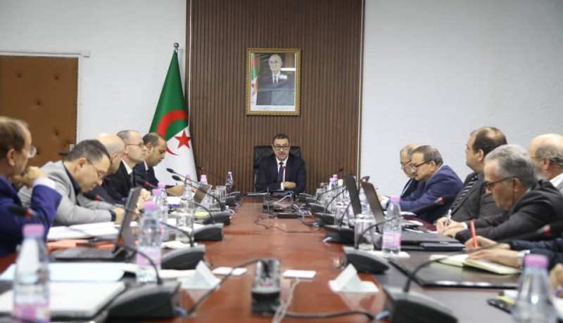 سعيود يسدي تعليمات هامة حول مشروع نظام إدارة حركة السفن والسلامة والأمن البحريين
