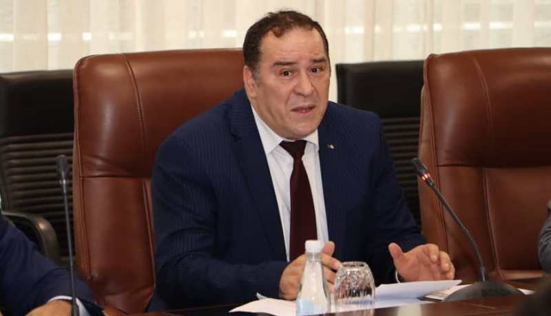 وزير الاتصال يعزي في وفاة الصحفي السابق محمد بكير