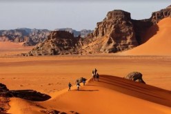 إليزي.. توافد كبير للسياح من داخل وخارج الوطن