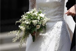 في بداية زواجي ولا أشعر بالسعادة..