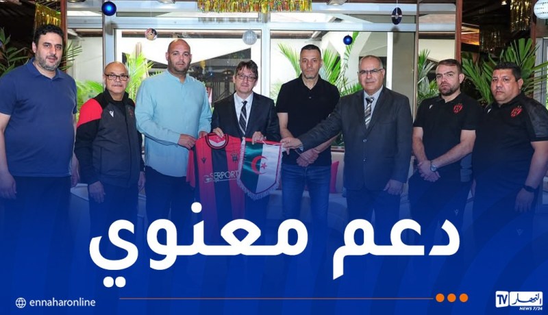 سفير الجزائر بكوت ديفوار يدعم لاعبي الاتحاد قبل مواجهة آسيك ميموزا