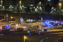 فيديو مرعب.. طائرة تعود أدراجها بشكل عاجل بعد 17 دقيقة من إقلاعها