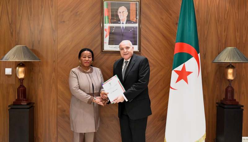 وزير الخارجية يتسلم أوراق اعتماد سفيرة غينيا الاستوائية