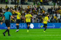 عوار يفوز رفقة الإتحاد ويقوده لملاحقة الهلال في صدارة الدوري السعودي